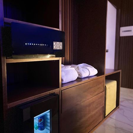 Hotel Masaniello Luxury Casoria Εξωτερικό φωτογραφία