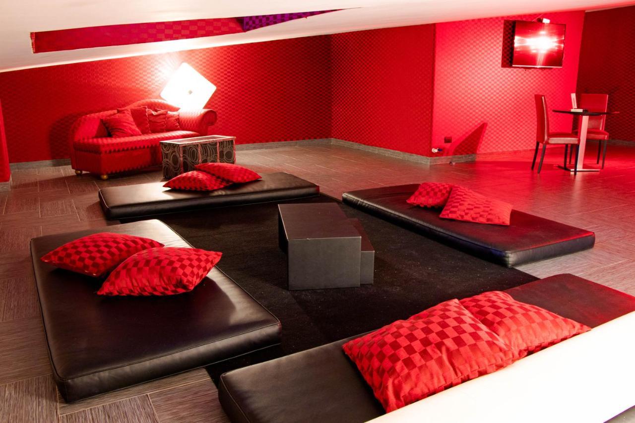 Hotel Masaniello Luxury Casoria Εξωτερικό φωτογραφία