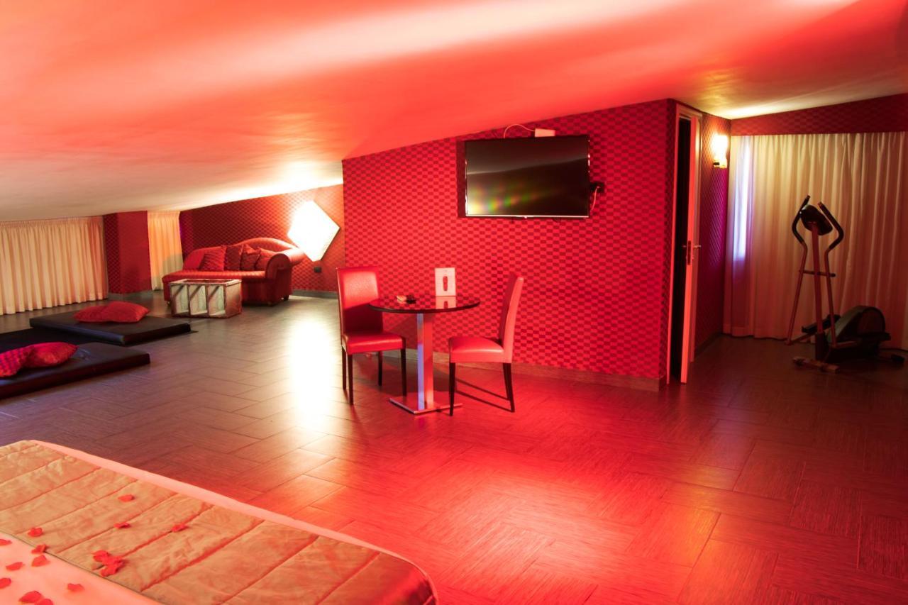 Hotel Masaniello Luxury Casoria Εξωτερικό φωτογραφία