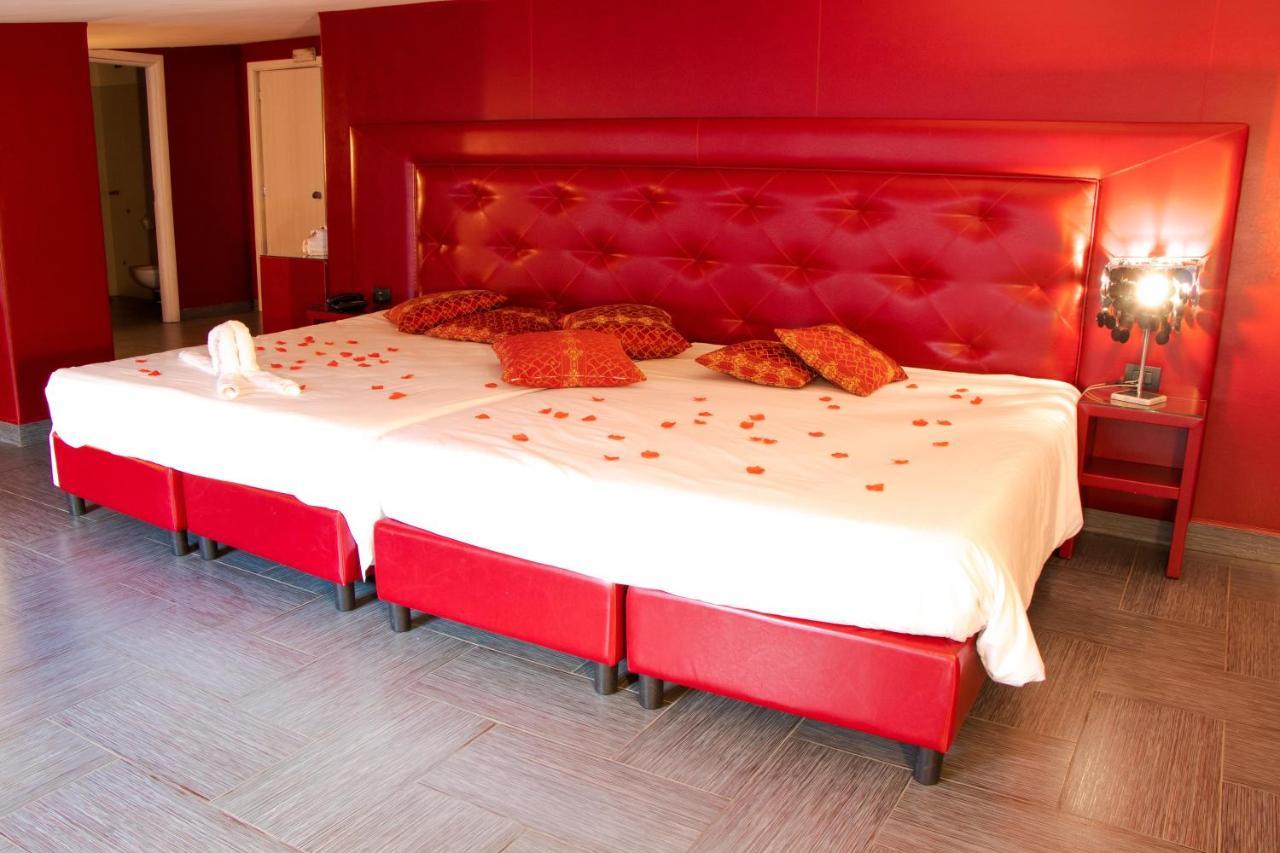Hotel Masaniello Luxury Casoria Εξωτερικό φωτογραφία