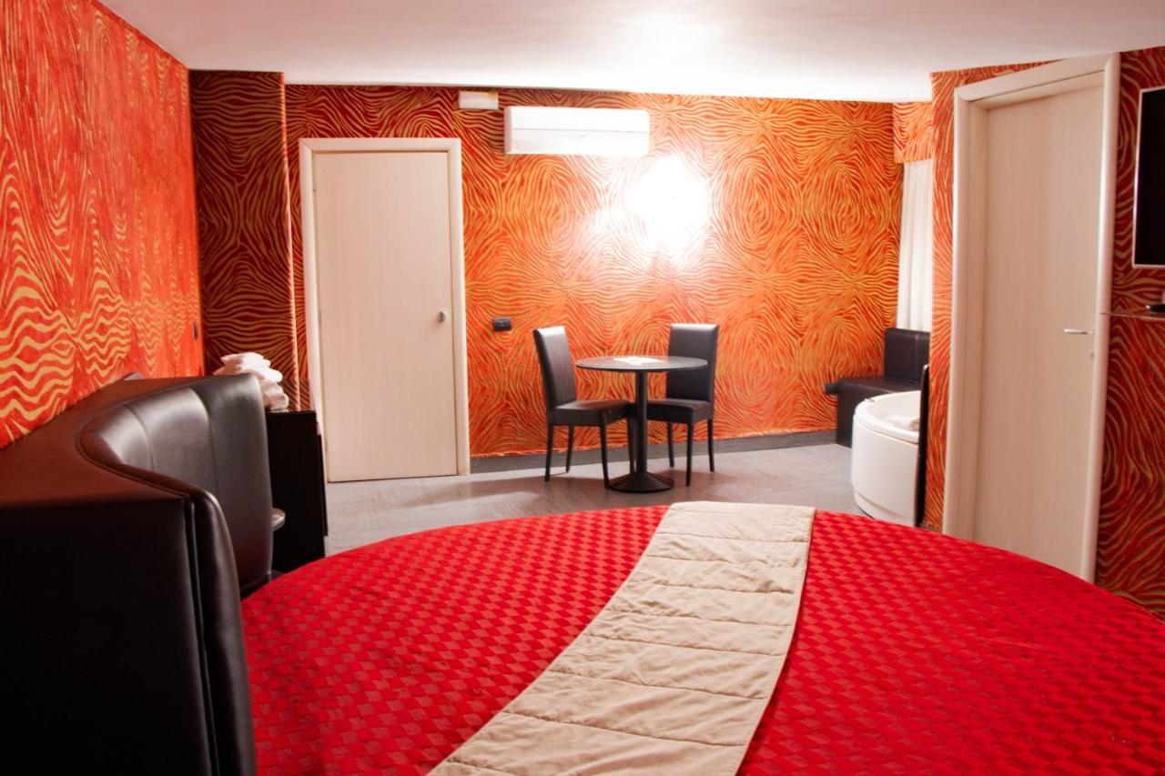 Hotel Masaniello Luxury Casoria Εξωτερικό φωτογραφία